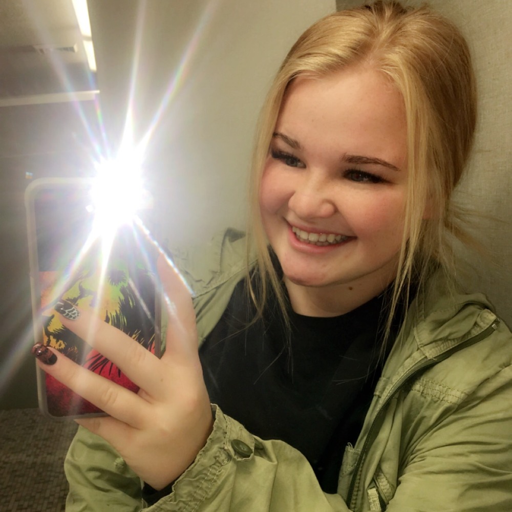 Meet your Posher, Brochel